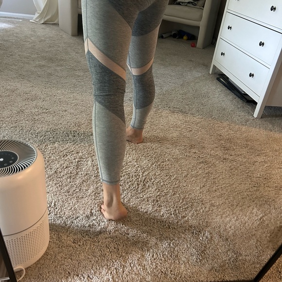 alo leggings - Picture 4 of 4